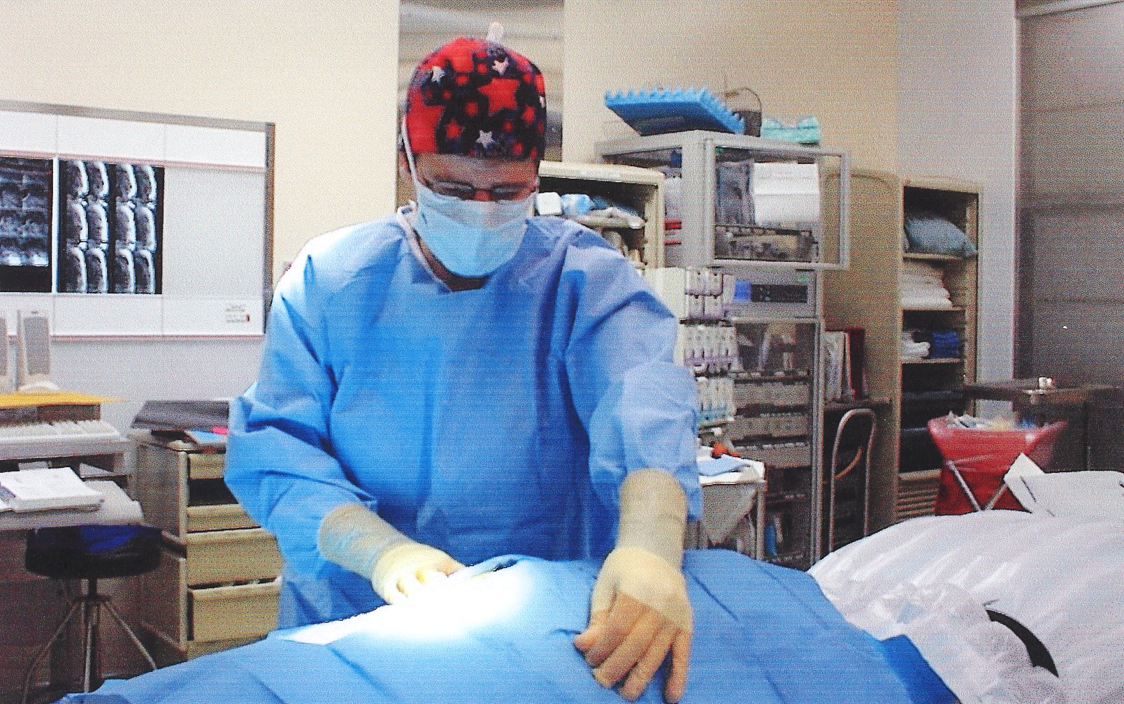 Shafer practicing anesthesiology at Stanford.